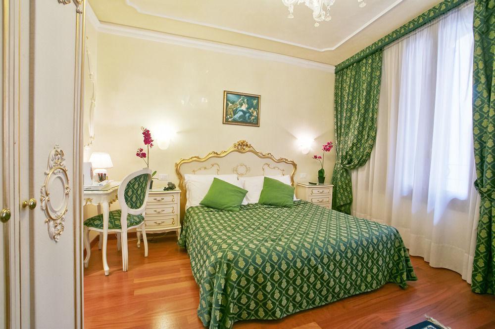 Appartamenti San Luca เวนิส ภายนอก รูปภาพ